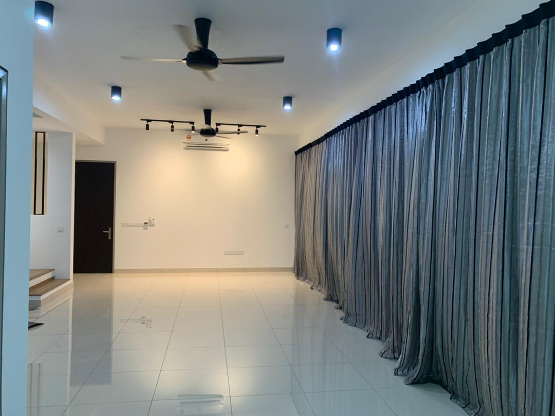 Double Storey Elmina End Lot Green, - photo 2