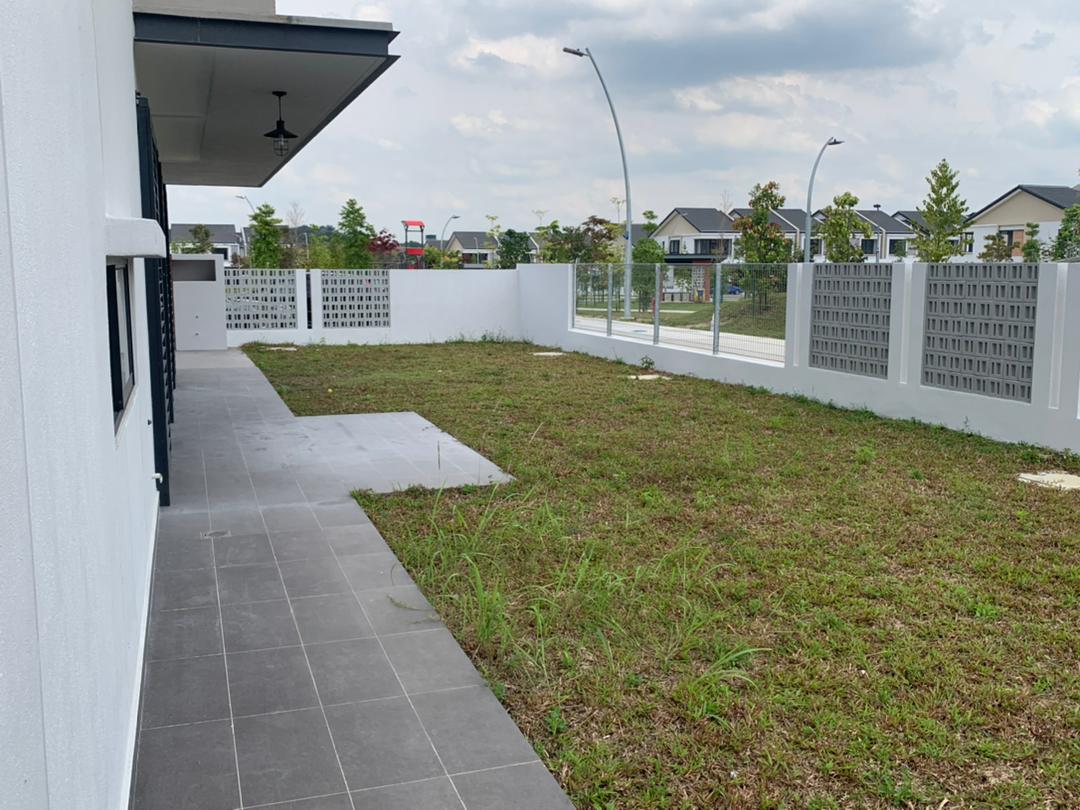 Double Storey Elmina End Lot Green, - photo 4