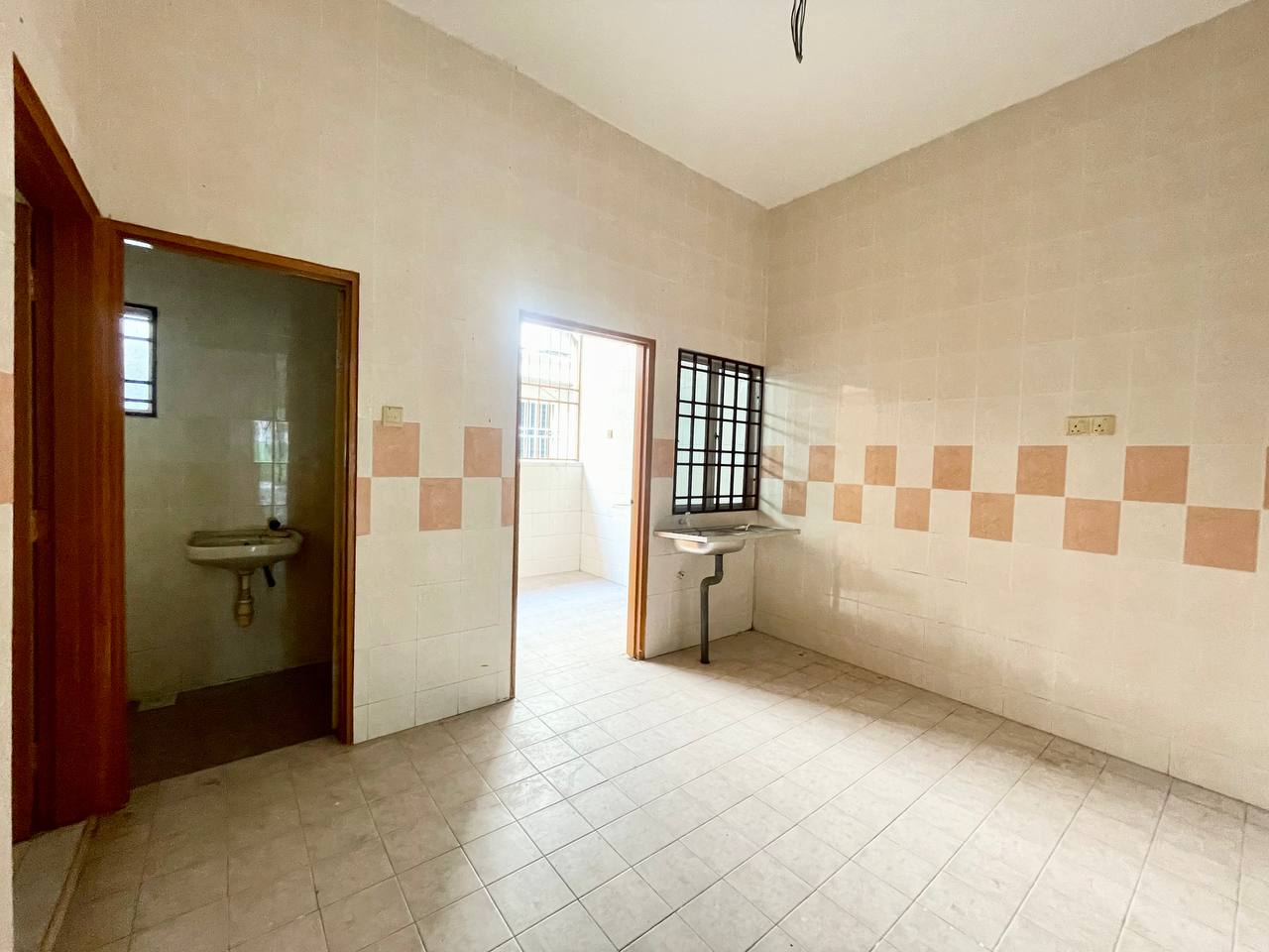 STOREY TERRACE HOUSE, TAMAN GEMBIRA KLANG - photo 7