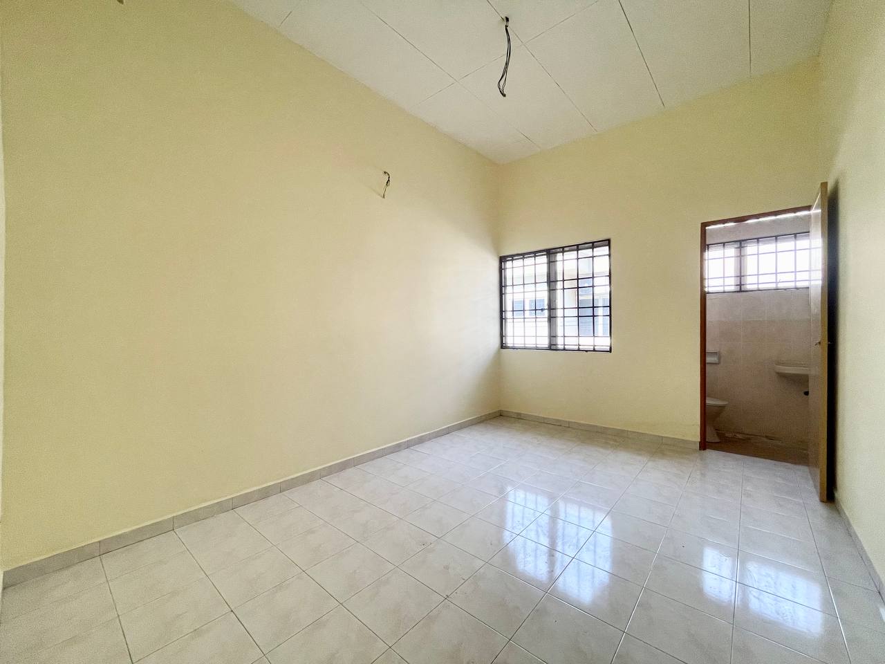 STOREY TERRACE HOUSE, TAMAN GEMBIRA KLANG - photo 13