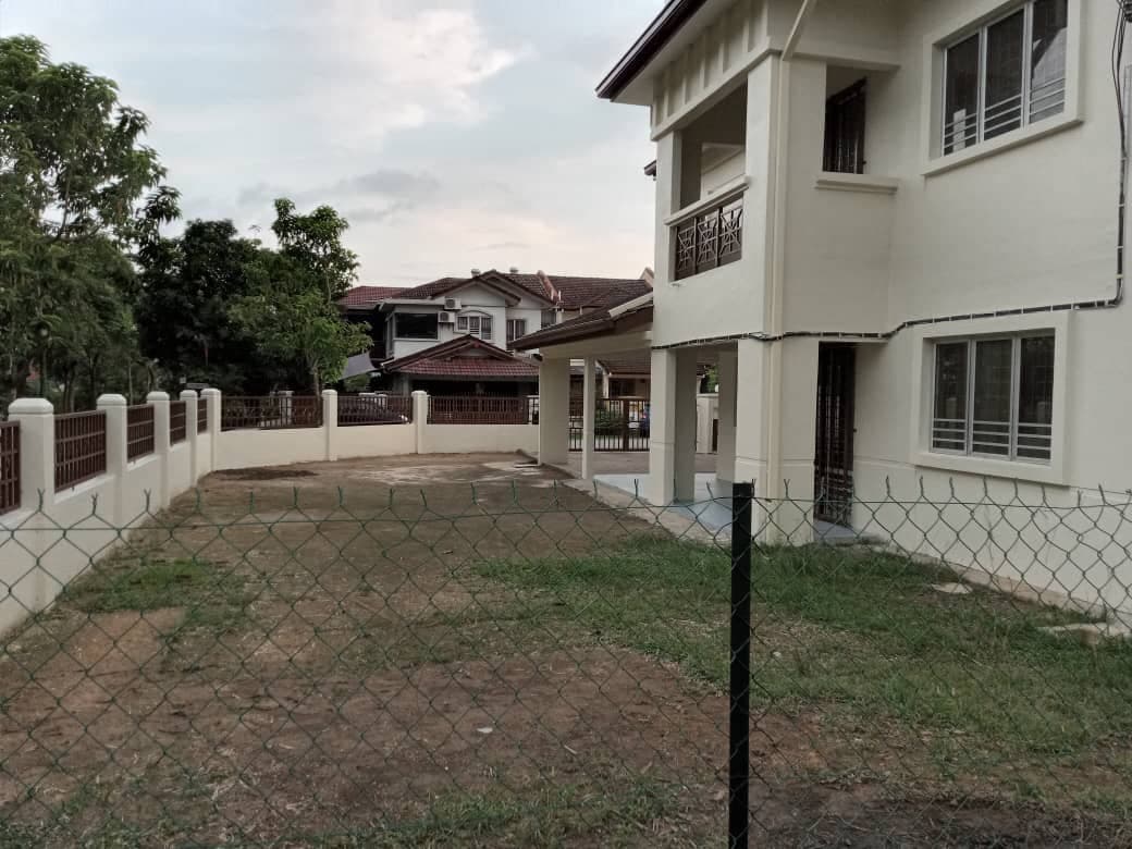 Corner facing east double storey subang jaya - photo 3