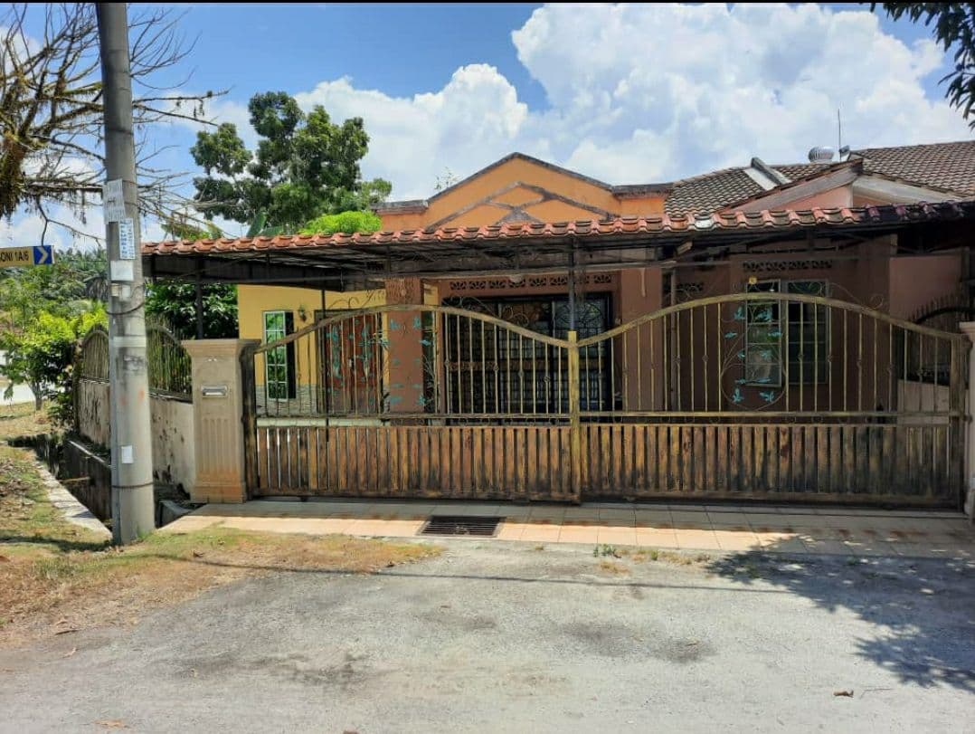 Single storey corner lot mahagoni tamu hill park