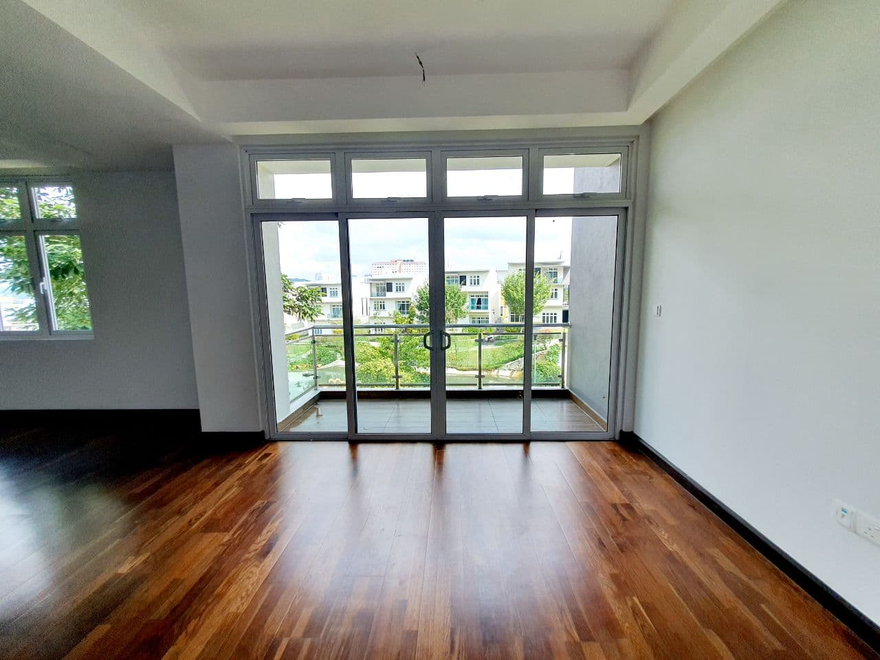 Taman tijani ukay ampang - photo 11