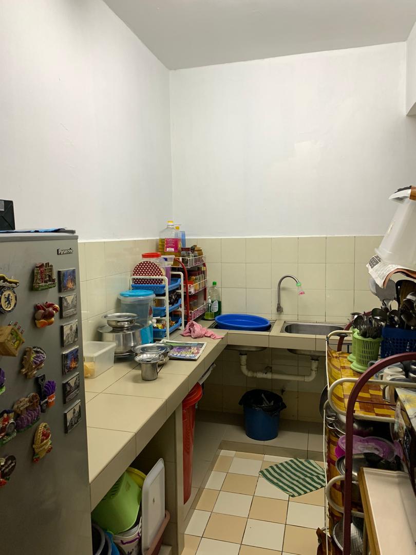 Sri Gotong Apartment - photo 3