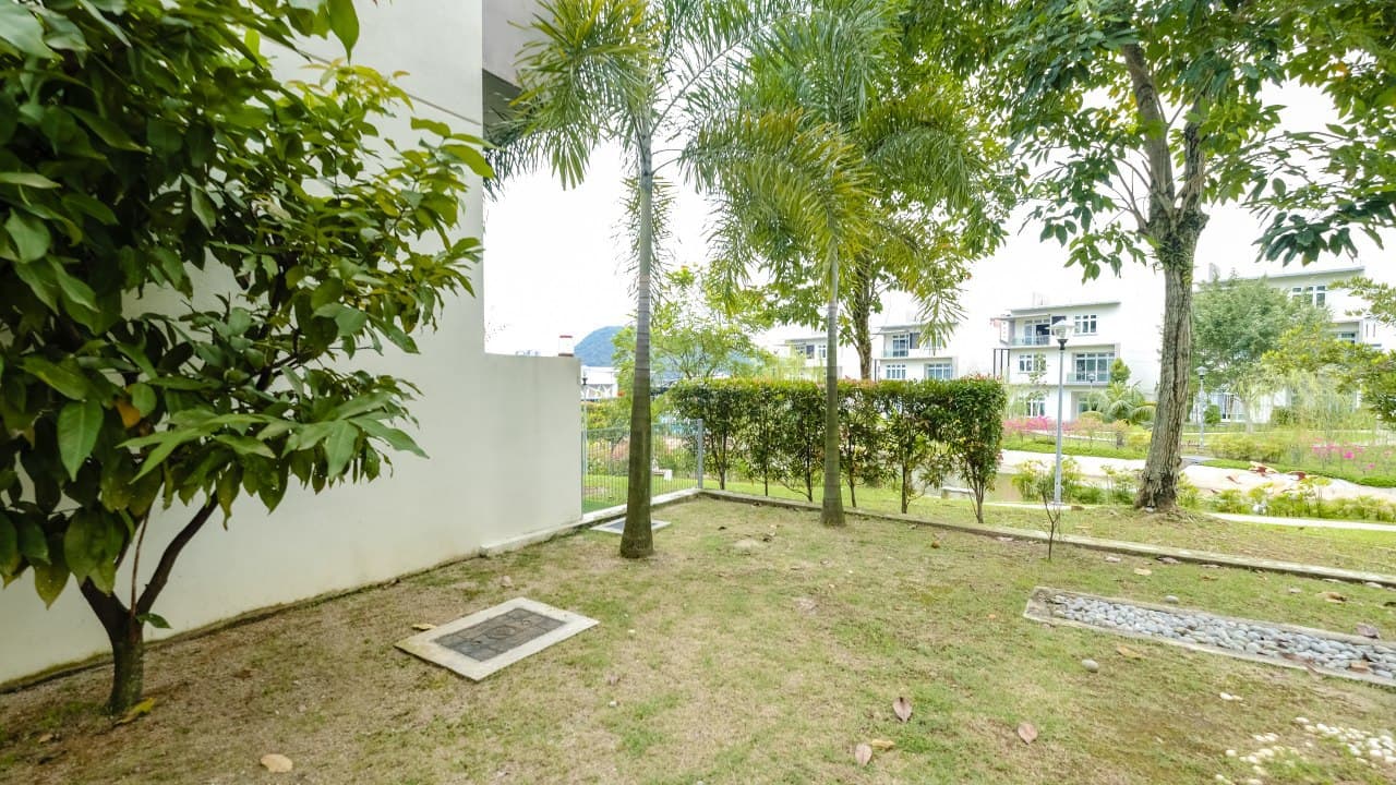 Tijani Ukay - photo 11