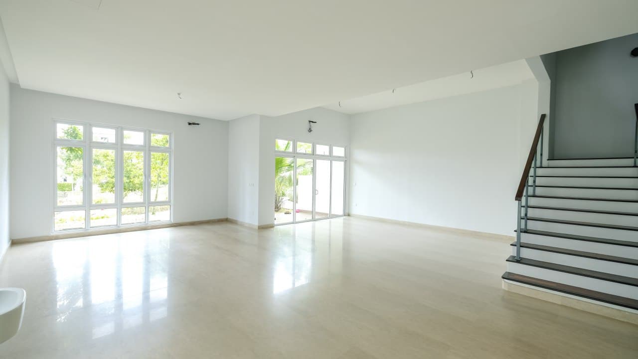 Tijani Ukay - photo 12