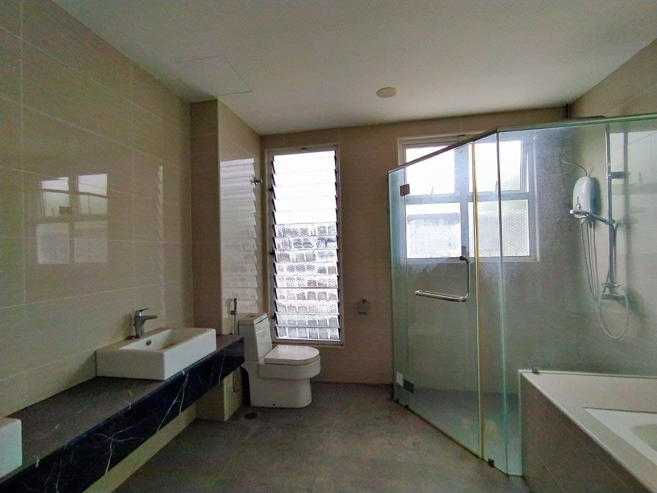 Suria Villa - photo 13