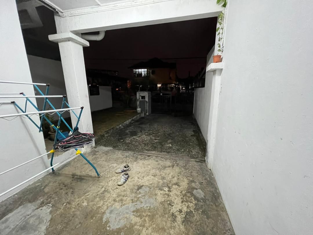 USJ 12 - photo 7