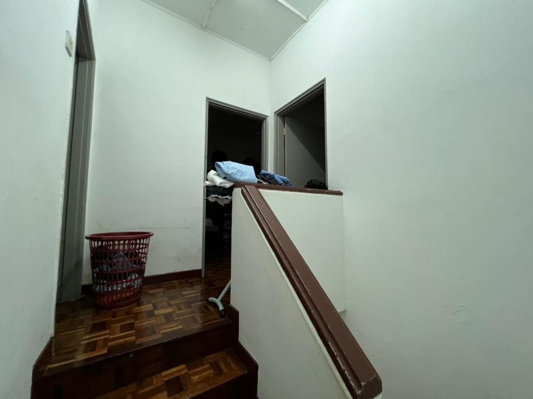 USJ 12 - photo 12