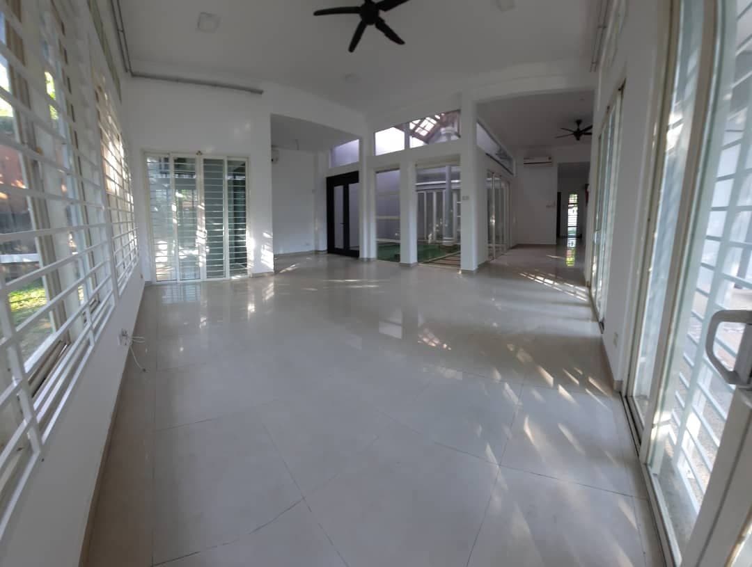 Bukit Jelutong - photo 10