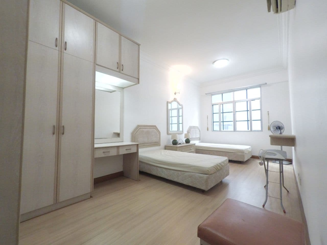 The Corinthian - photo 7