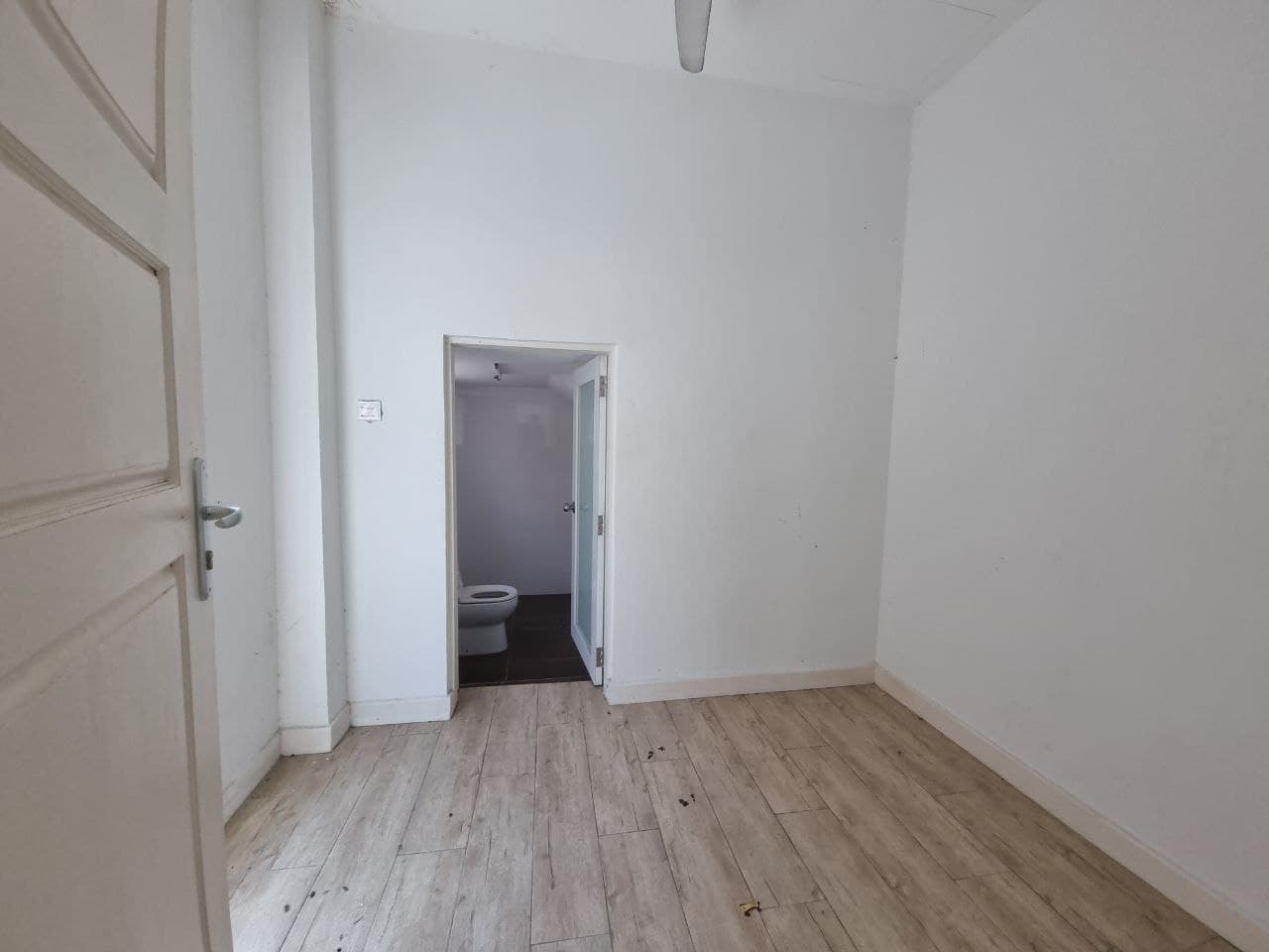 Section 9, Kota Damansara - photo 10