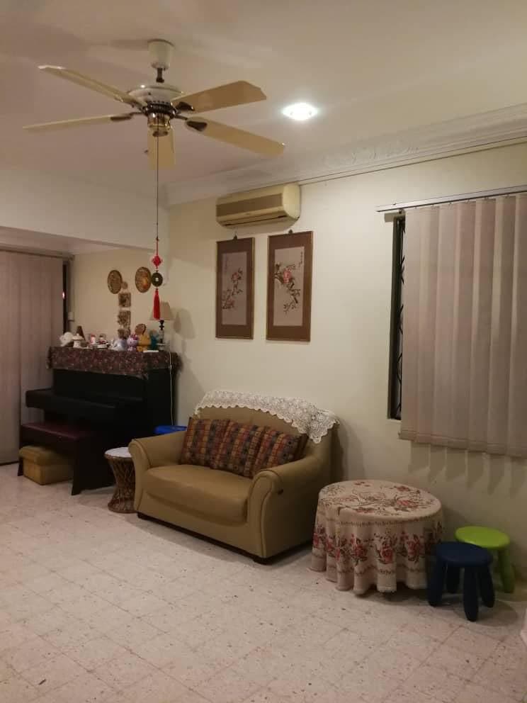 Taman Kelab Ukay - photo 4