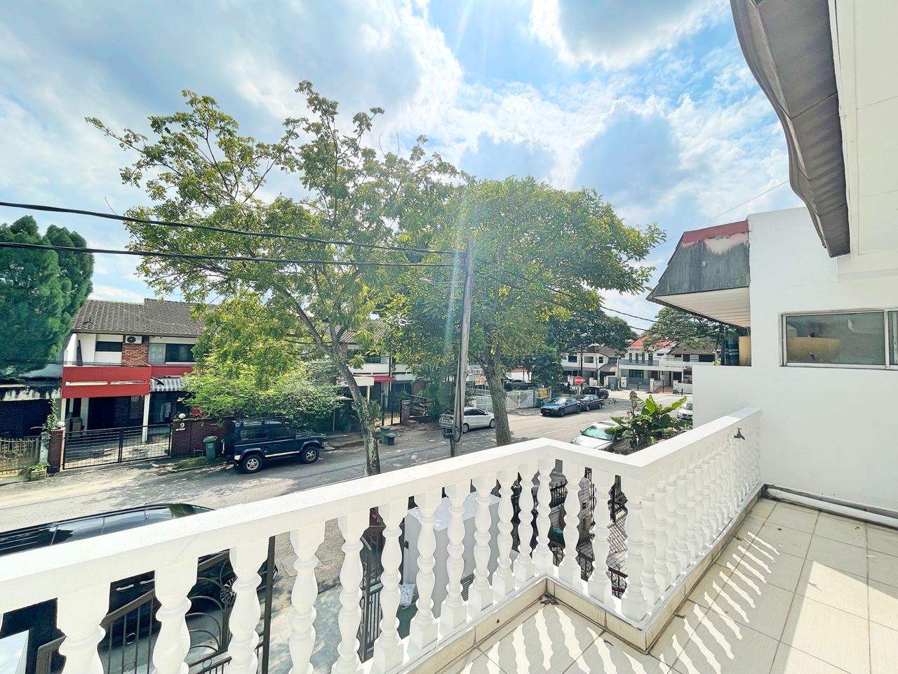 Jalan Telawi - photo 4
