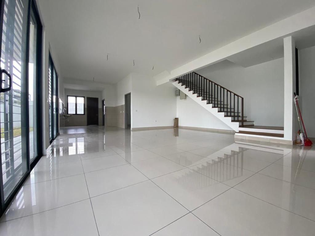 Elmina Green 4 - photo 4