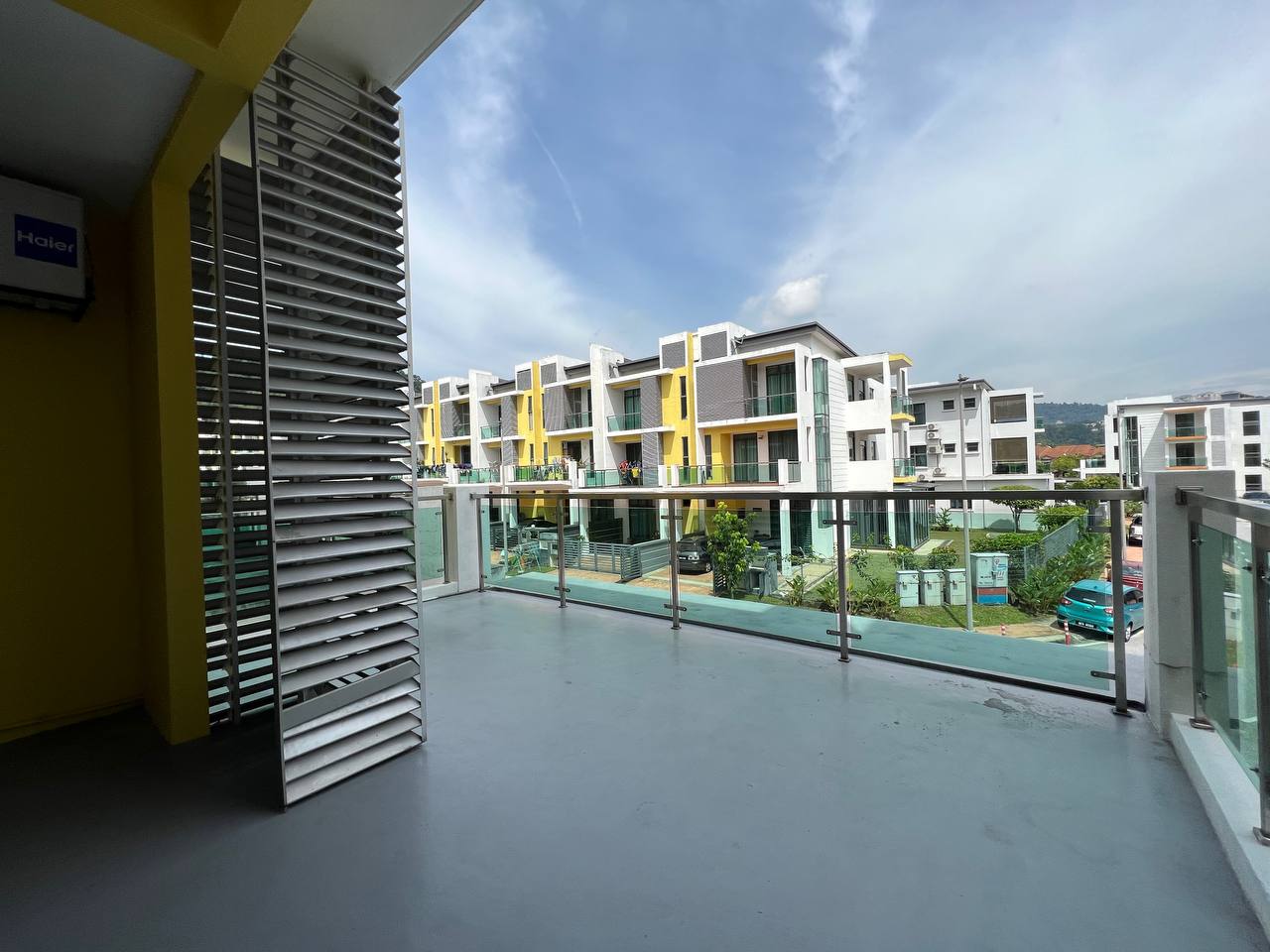 Taman Ukay Tropika - photo 2