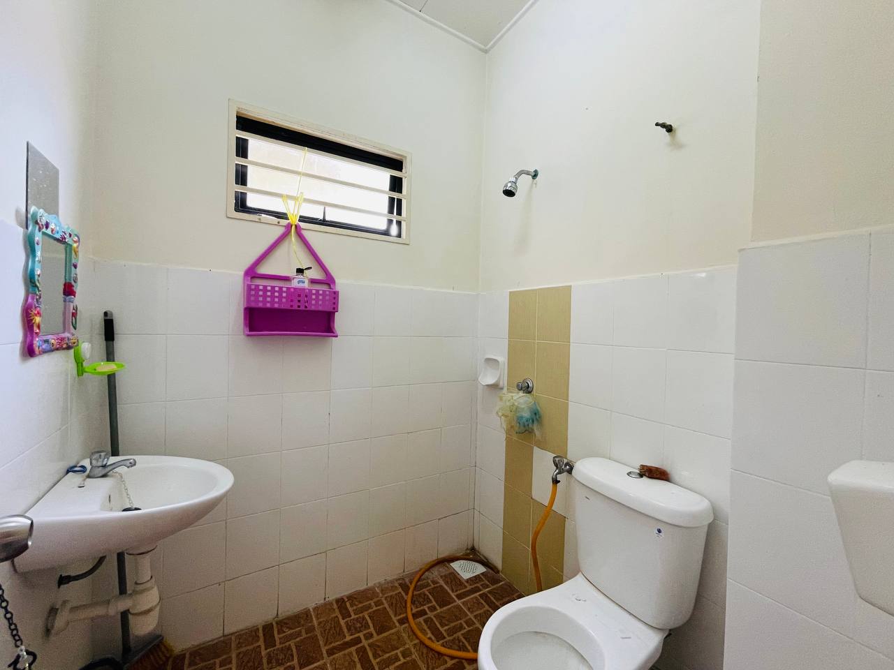 Taman Saujana Rawang - photo 11