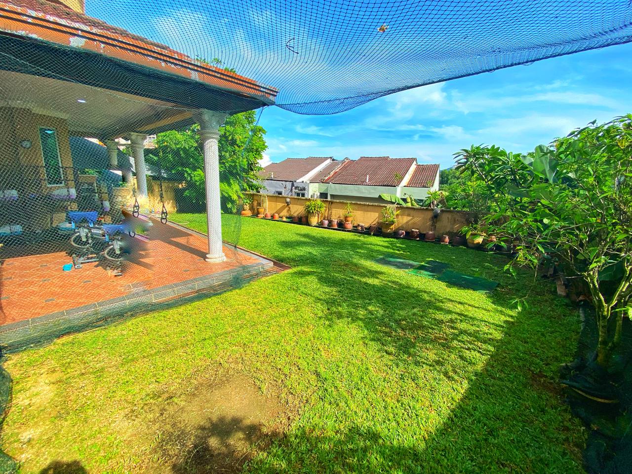Taman Kelab Ukay - photo 2