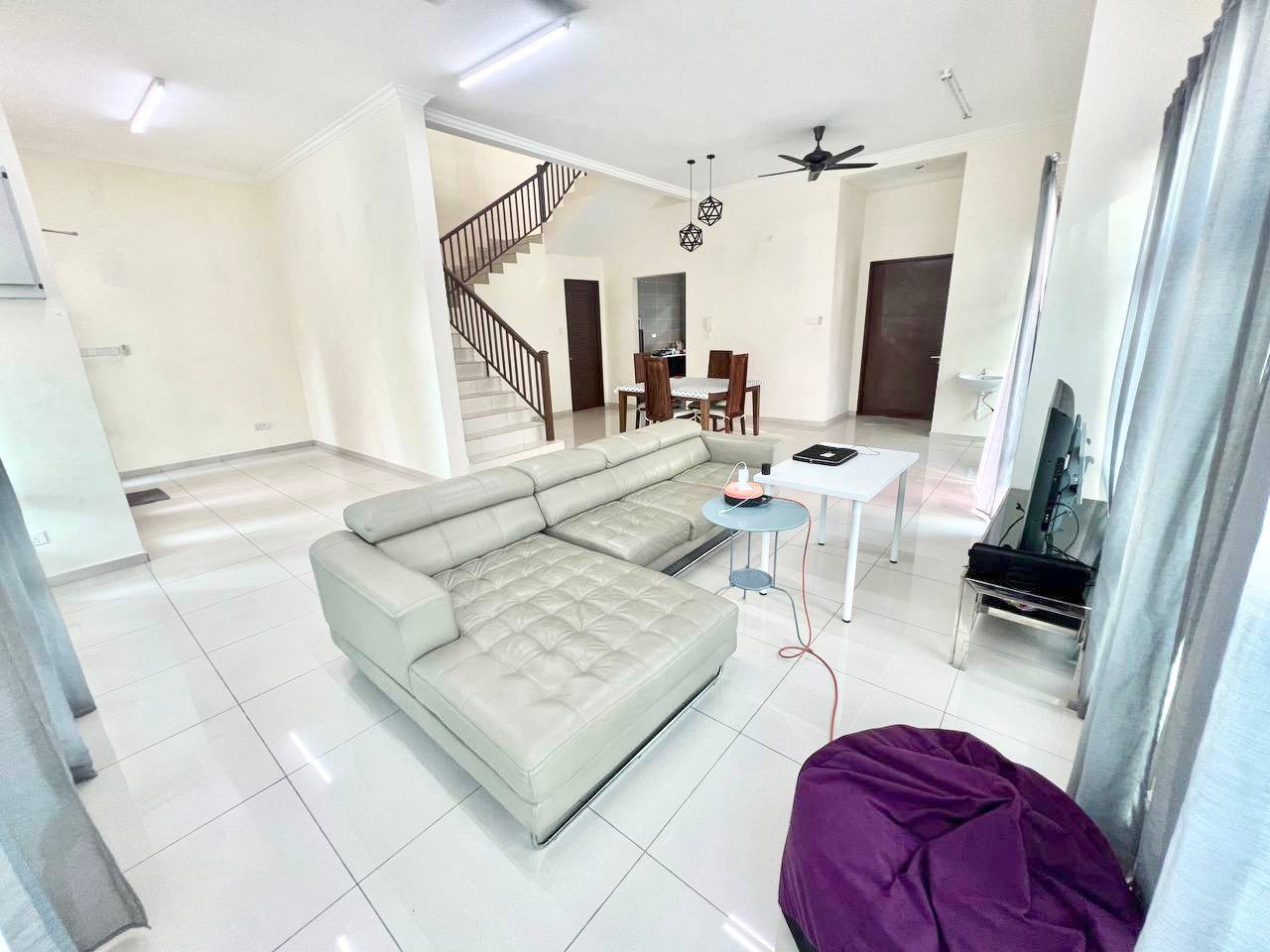 Lake Valley, Bandar Tun Hussein Onn - photo 7