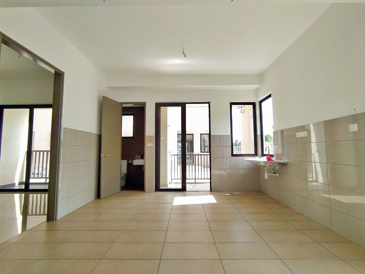 The Strata Townhouse, Bandar Puteri Bangi - photo 5