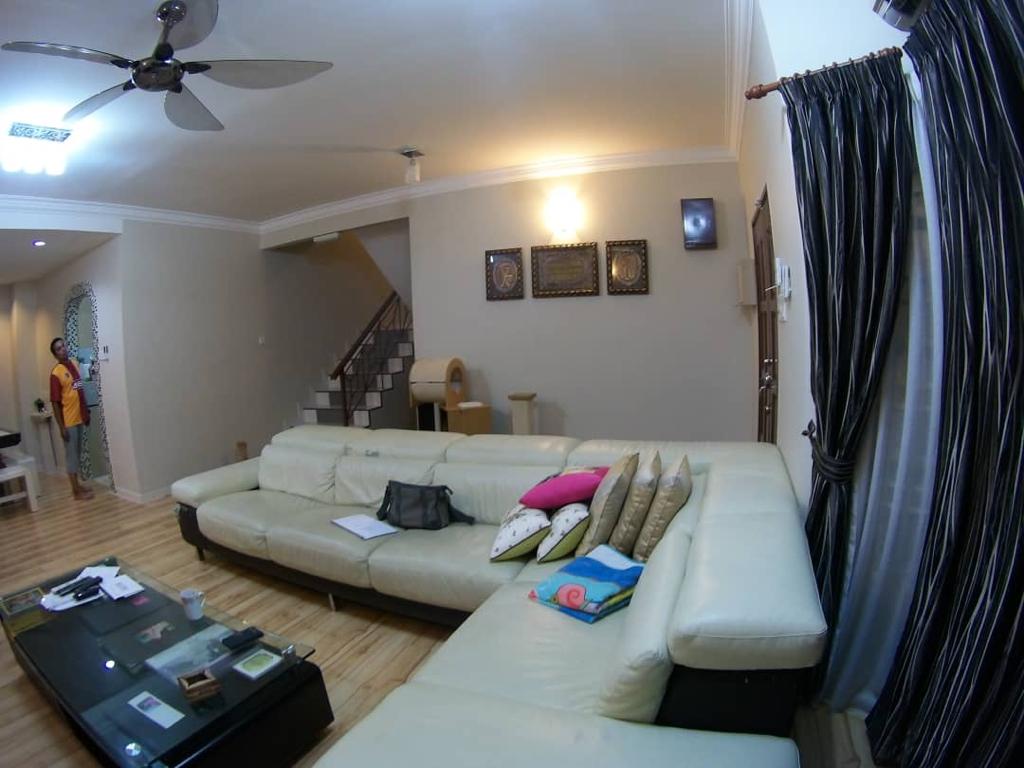 End Lot Double Storey Terrace House - photo 2