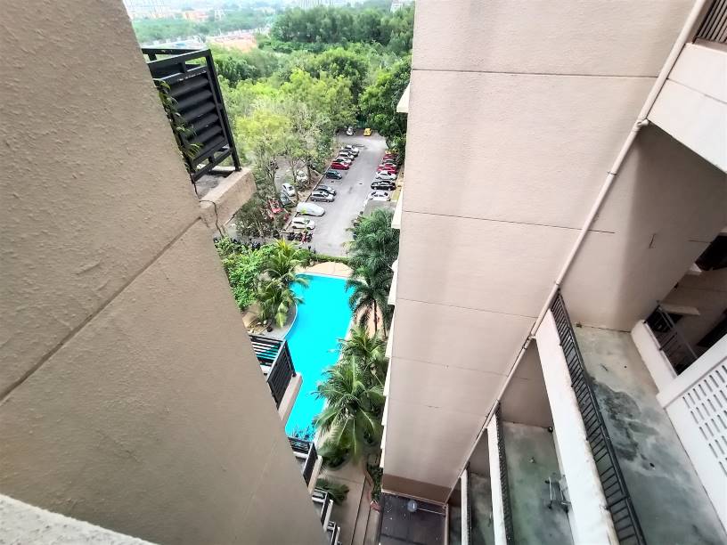 Kristal Villa Condominium - photo 2
