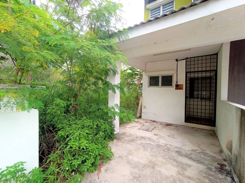 Town Villa Townhouse - photo 2