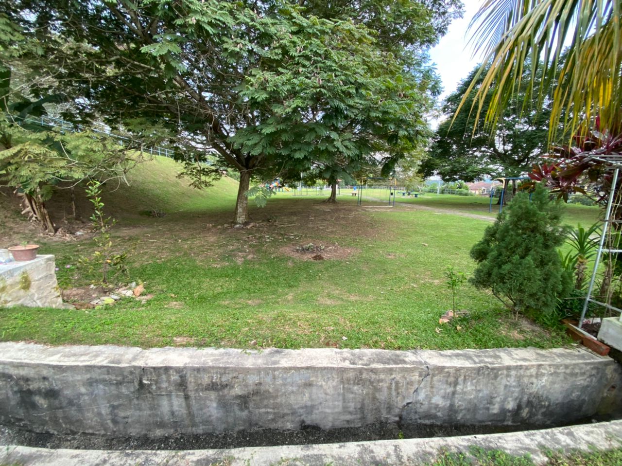 Taman Saujana Puchong - photo 11