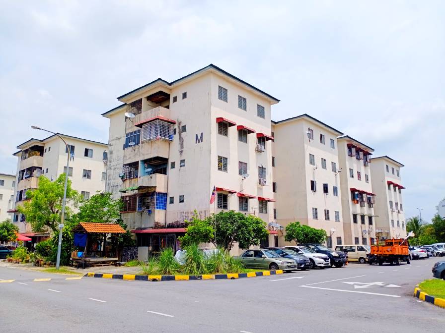 Puchong Court 1 - photo 1
