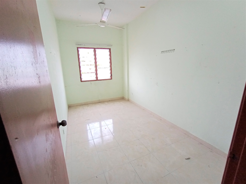 Pangsapuri Seri Pelangi - photo 5