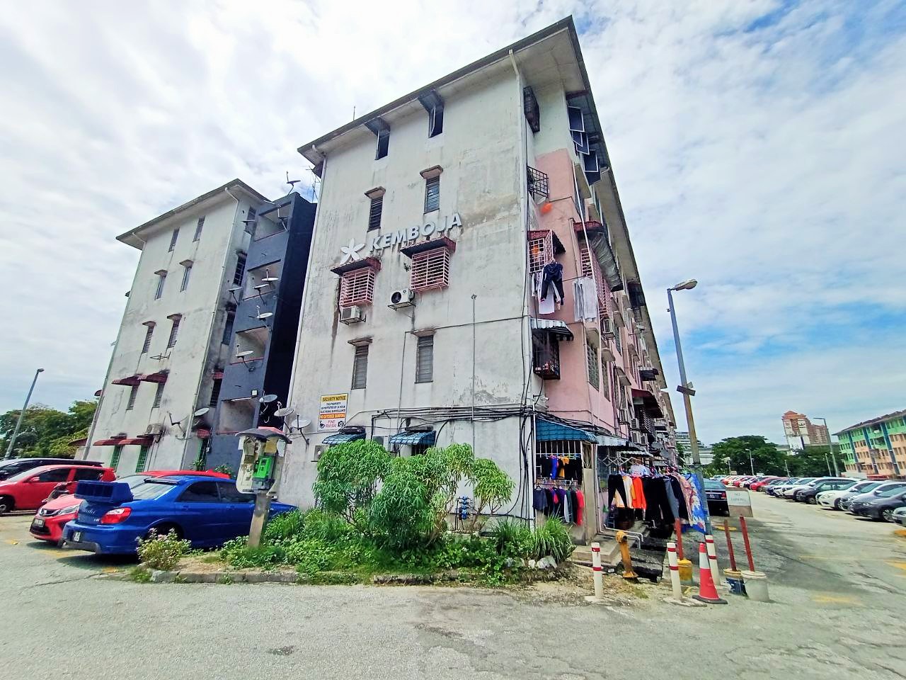 Pangsapuri Puchong Indah - photo 2