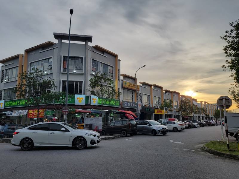 Shop Lot Taman Putra Prima - photo 6
