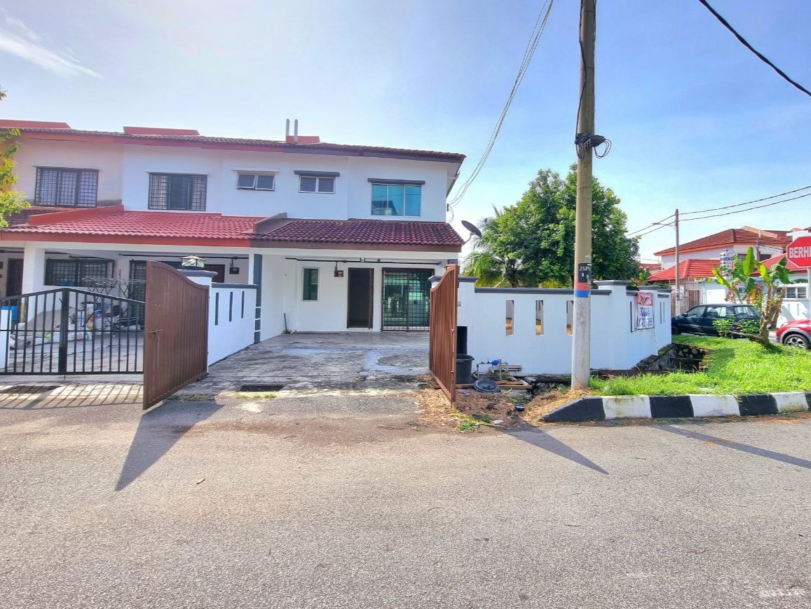 2sty Corner Bandar Saujana Putra