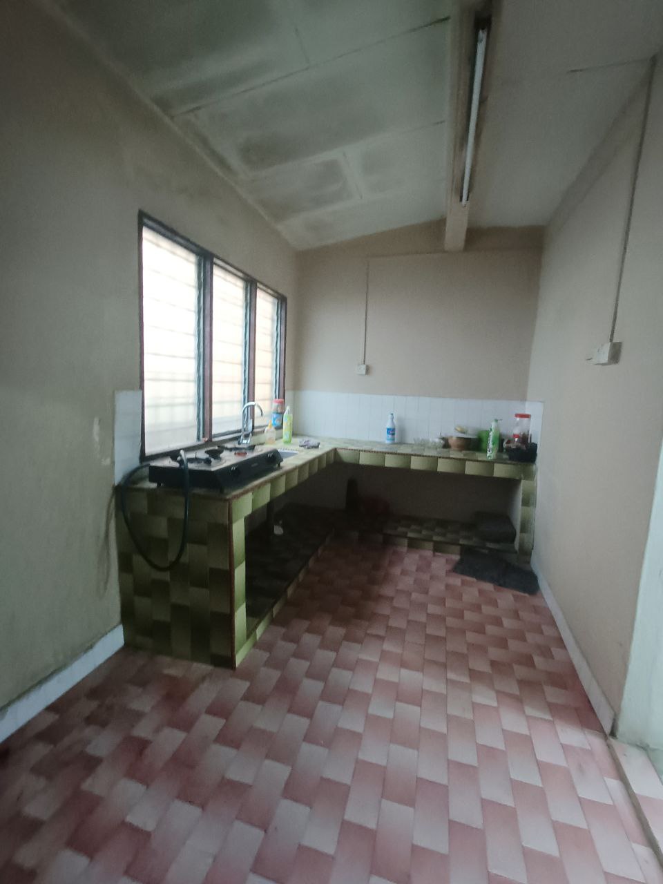 Double Storey Taman Rasmi Jaya - photo 4
