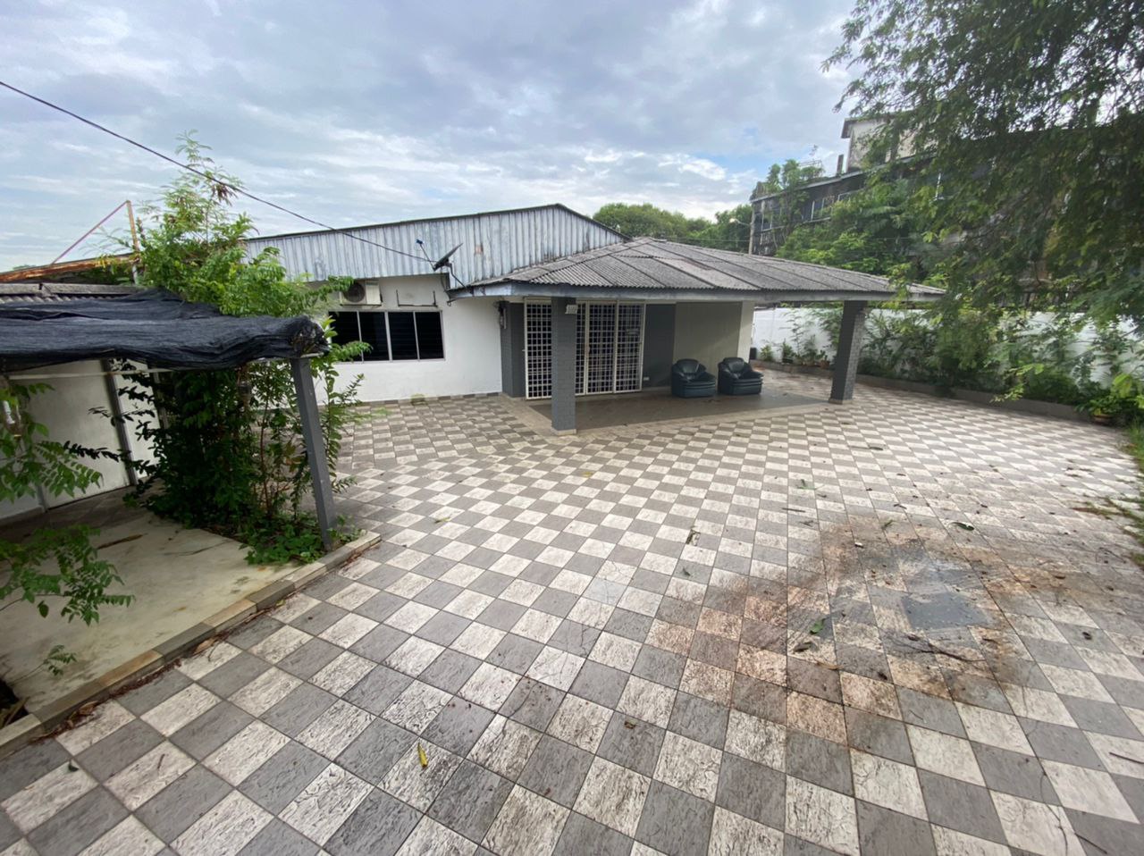 Single Storey Bungalow Taman Ampang Jaya