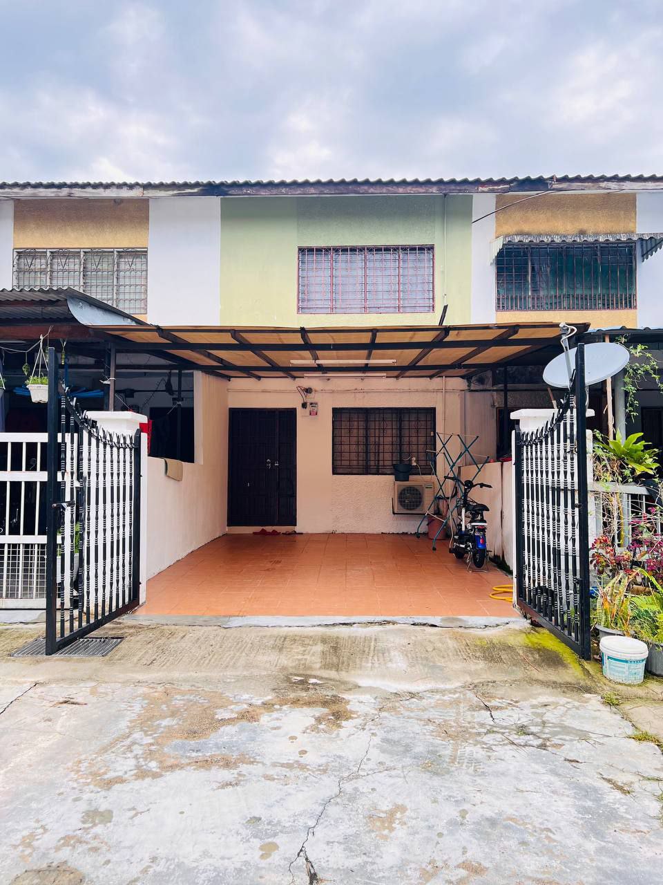 Double Storey Terrace Taman Melawati, Kuala Lumpur