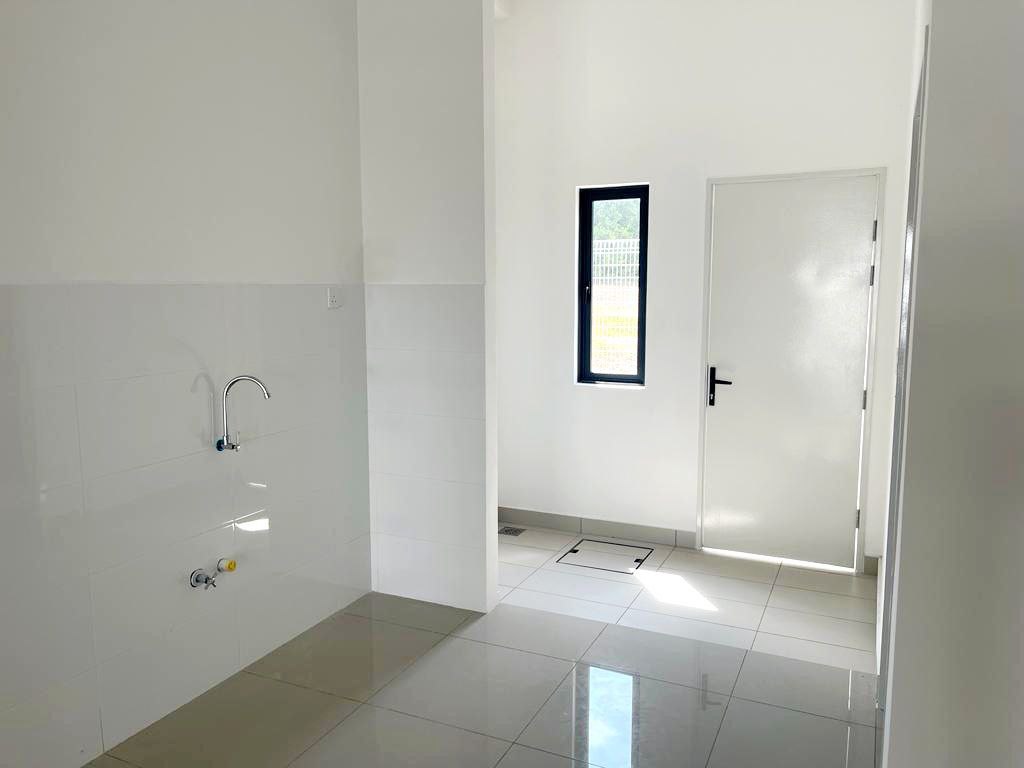 Cantik Double Storey Sejati Lakeside - photo 7
