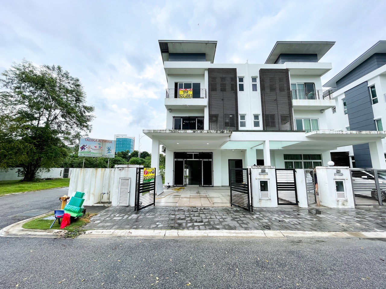 Suria Villa Sungai Long