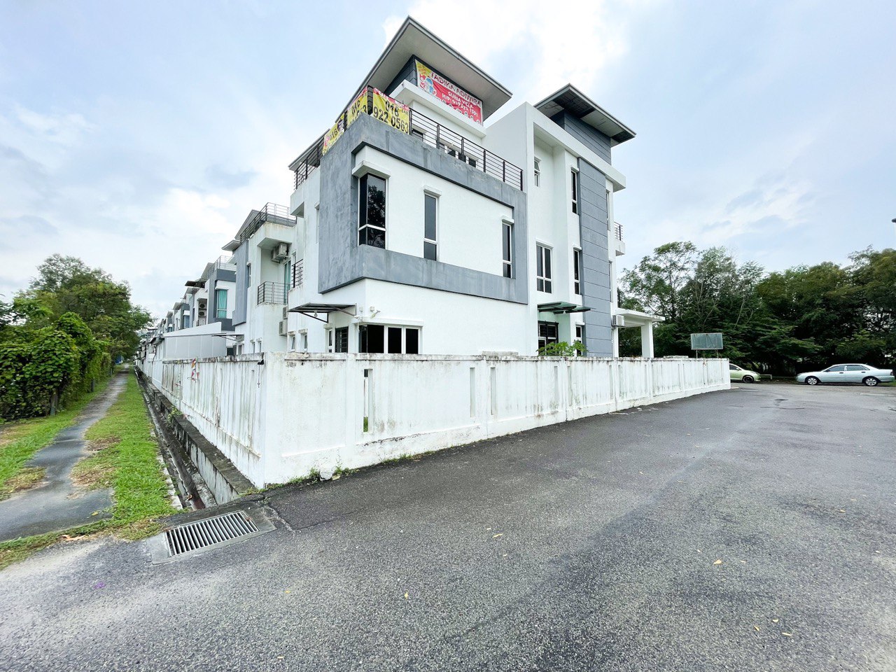 Suria Villa Sungai Long - photo 8