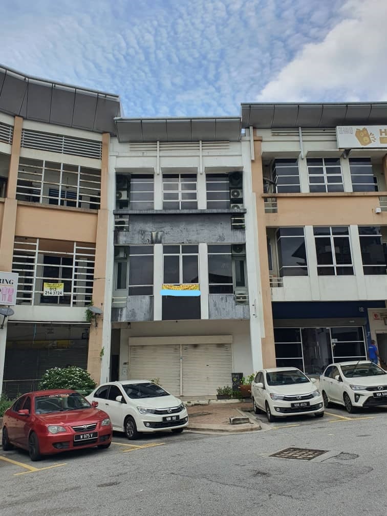 3 Storey Shop lot Wangsa Delima