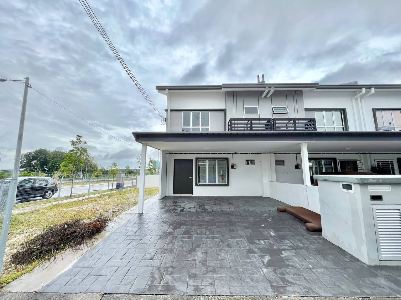 CORNER LOT Double Storey Rentak Perdana, Bandar