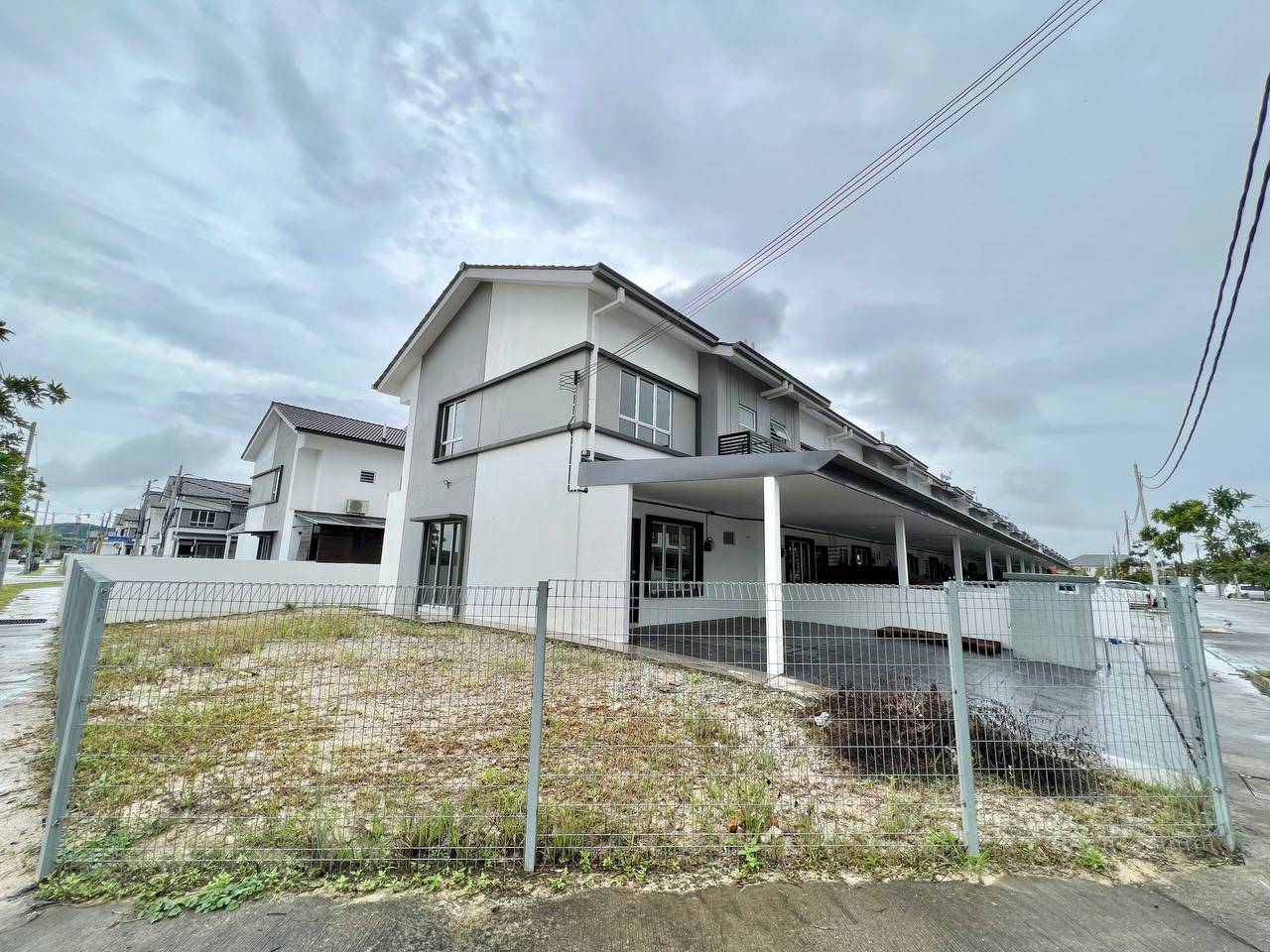 CORNER LOT Double Storey Rentak Perdana, Bandar - photo 4