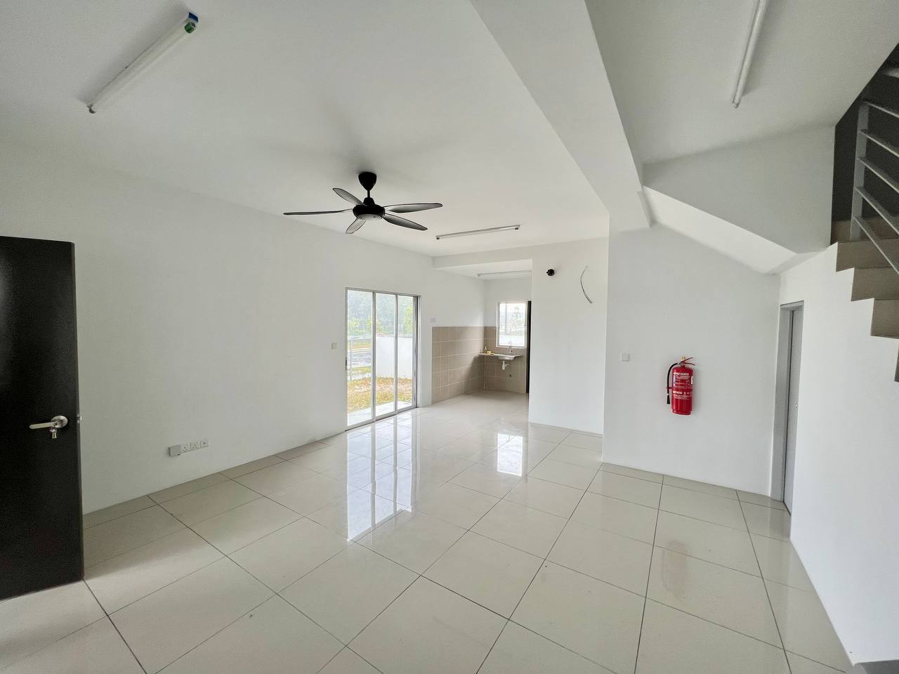 CORNER LOT Double Storey Rentak Perdana, Bandar - photo 8