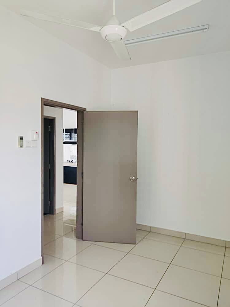 Like New Ameera Residence Mutiara Height Kajang - photo 9