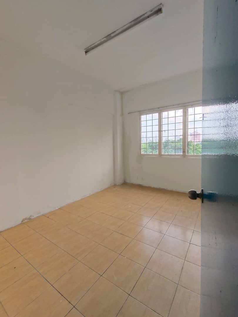 Pelangi Indah Condominium, Jalan Ipoh Kuala Lumpur - photo 4