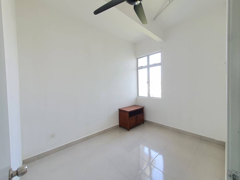 Low Level Apartment Casa Dahlia Bandar Baru Salak - photo 8