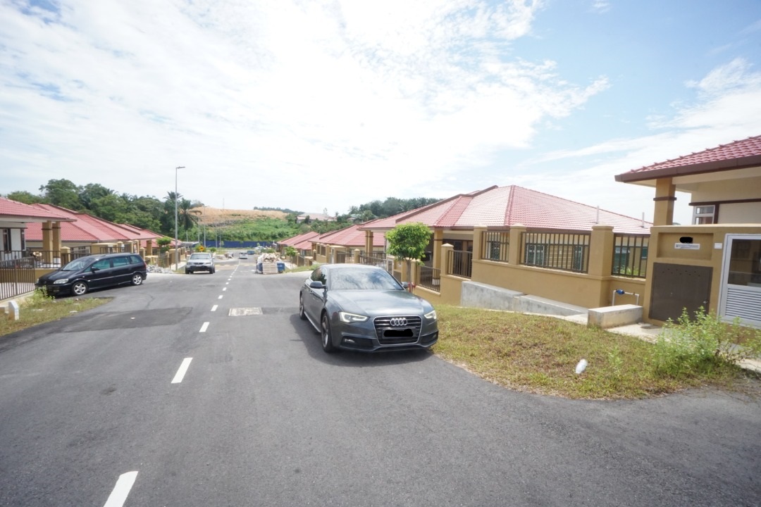 SEMI D Taman Desa Bestari Fasa 2 Single Storey