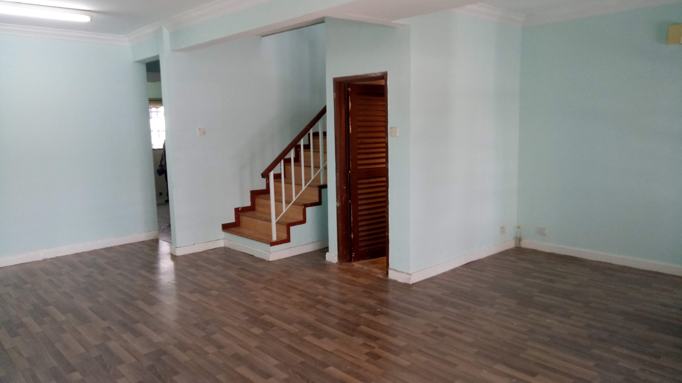 2 STOREY TERRACE, TAMAN IMPIAN MURNI, KAJANG - photo 3