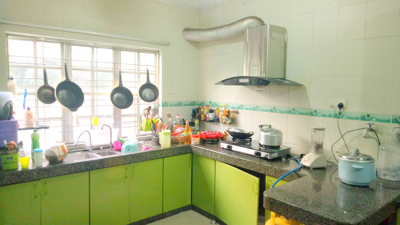 Nicely Renovated Double Storey Bukit Raja Klang - photo 7