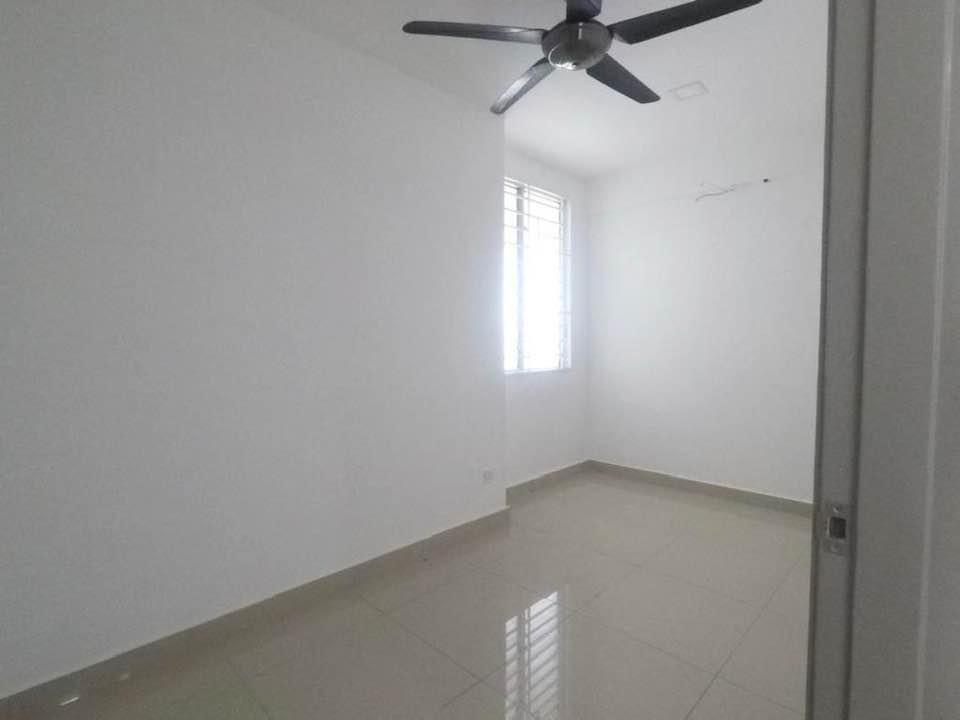 Lake View Suasana Lumayan Condominium - photo 5